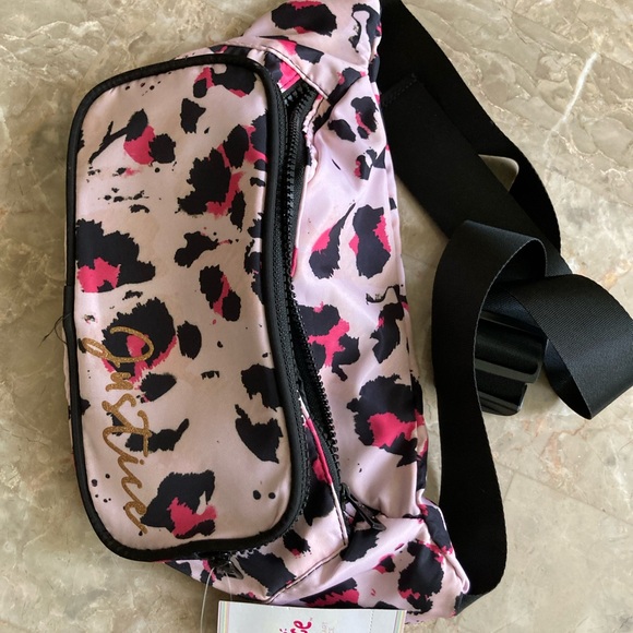 Justice Girls Fanny Pack Pink - Cheetah Print - Picture 6 of 7